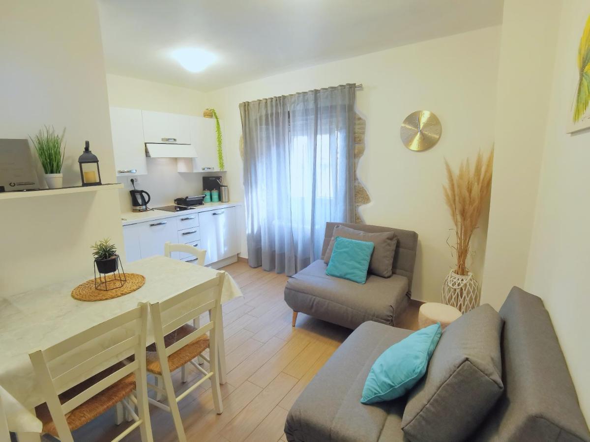 Apartment Hum-The Smallest Town In The World Екстер'єр фото
