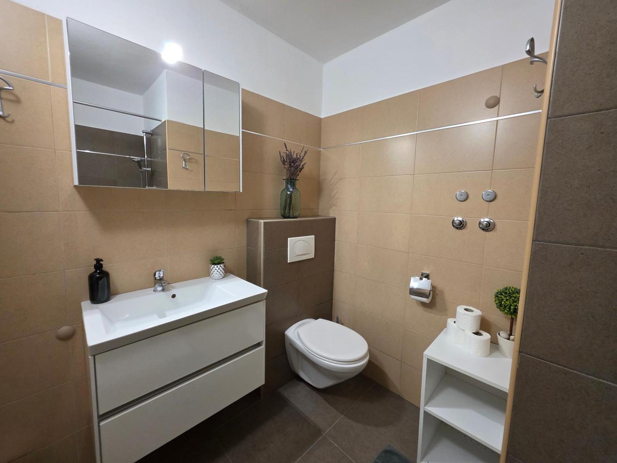 Apartment Hum-The Smallest Town In The World Екстер'єр фото